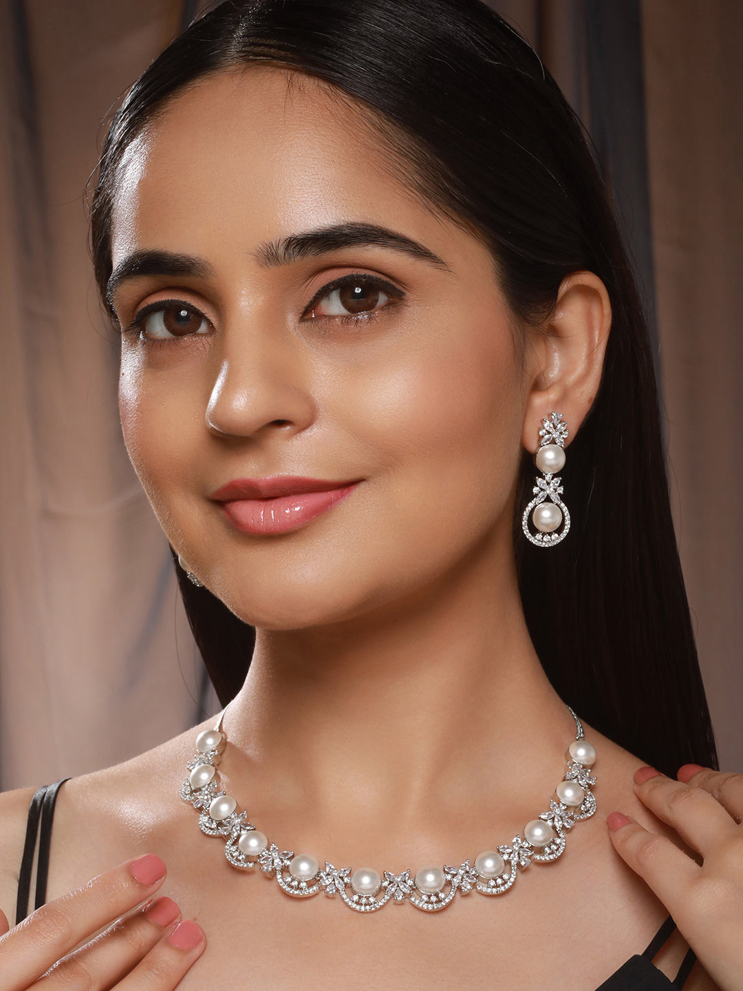 Silver Toned AD & Pearl Beaded Statement Necklace Jewellery Set